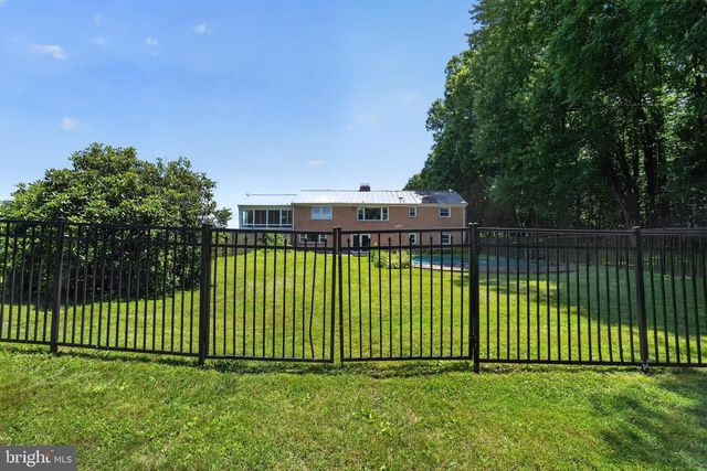 22300 PEACH TREE RD, Boyds, MD 20841