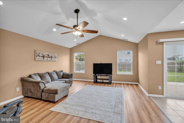 22 FIELDCREST DR, Westampton, NJ 08060
