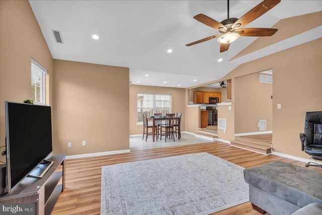 22 FIELDCREST DR, Westampton, NJ 08060
