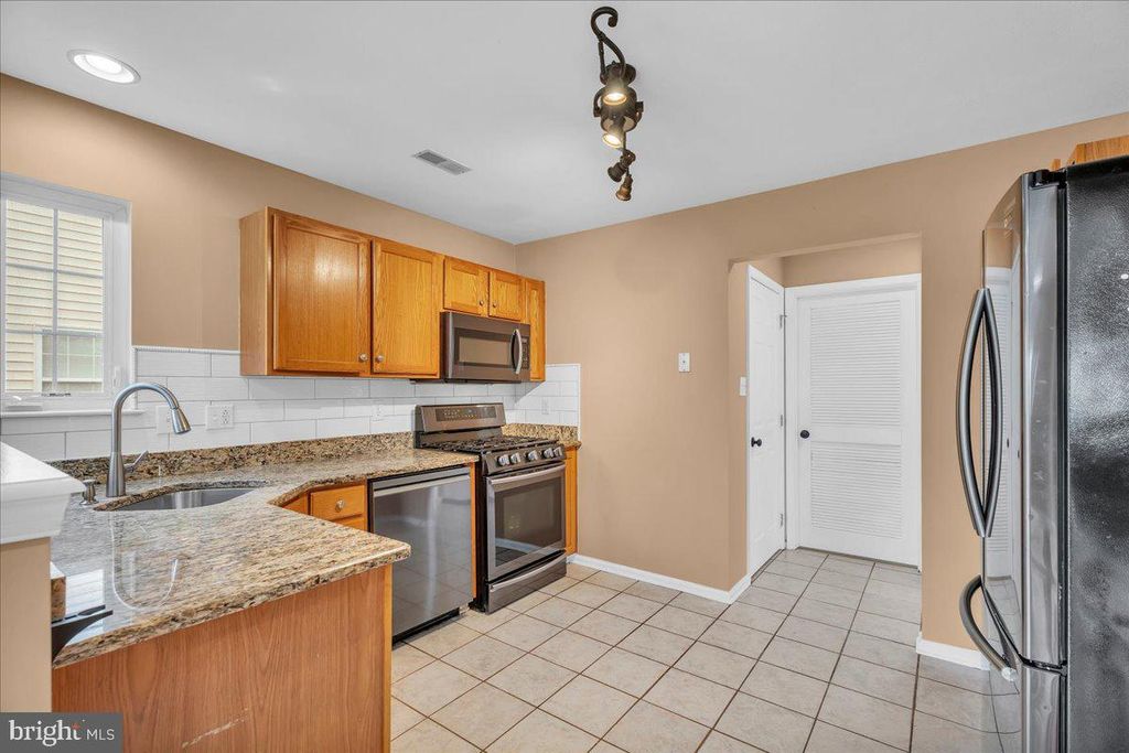 22 FIELDCREST DR, WESTAMPTON, NJ 08060 — photo 5