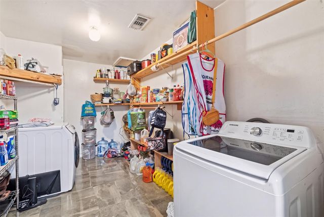 9235 Beaver Bend Court, Houston, TX 77037