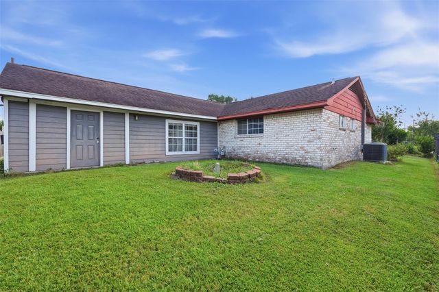 9235 Beaver Bend Court, Houston, TX 77037