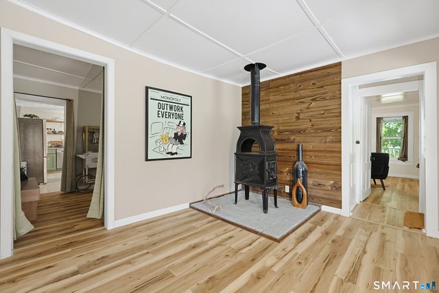 29 Middle Turnpike, Mansfield, CT 06251