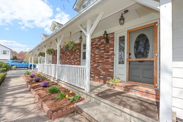 815 Goffstown Road, Manchester, NH 03102