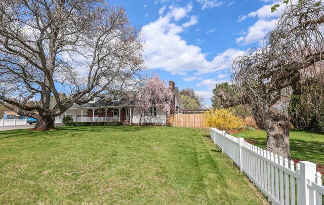 815 Goffstown Road, Manchester, NH 03102
