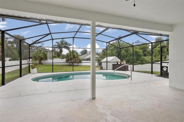 528 COMPTON COURT, Deland, FL 32724