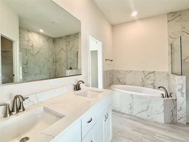 30260 W THYME AVENUE, Eustis, FL 32736