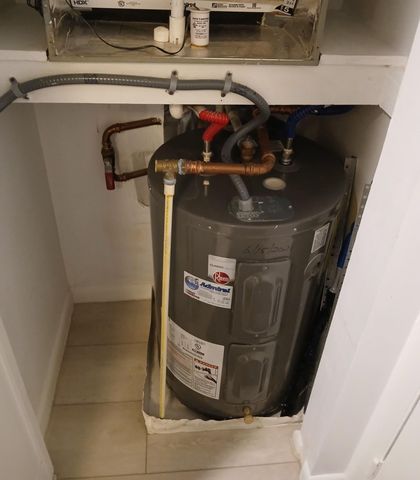 721 Lori Drive 309, Palm Springs, FL 33461