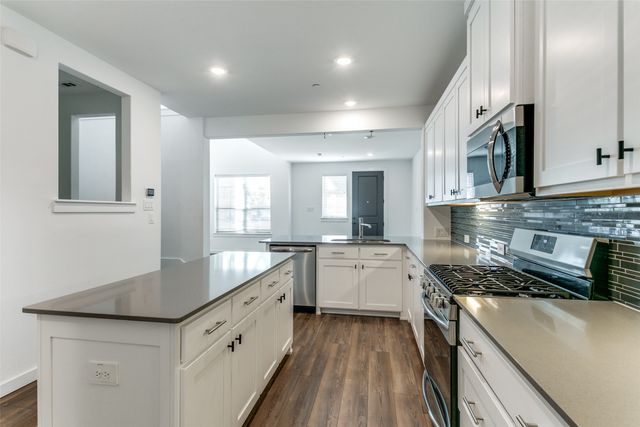 663 Vista Oaks Road, Lewisville, TX 75067