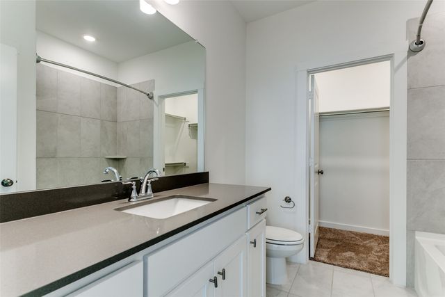 663 Vista Oaks Road, Lewisville, TX 75067