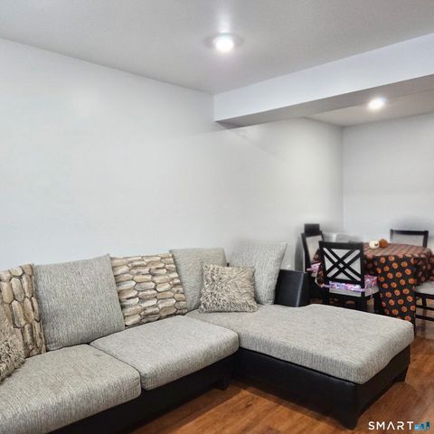 1655 North Colony Road 6003, Meriden, CT 06450
