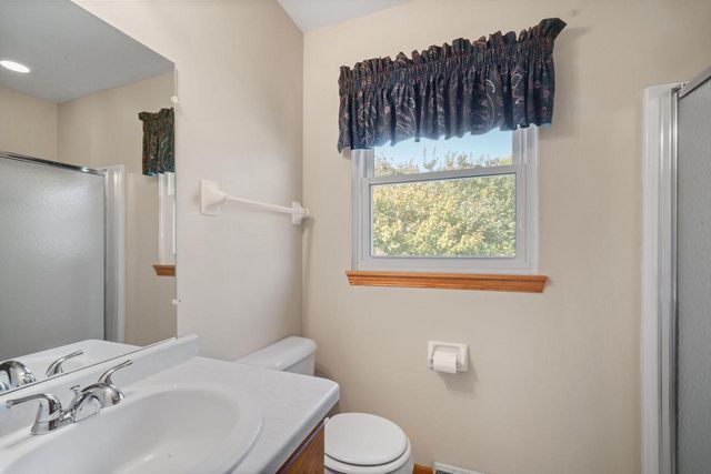 2734 Field DRIVE, Waukesha, WI 53188