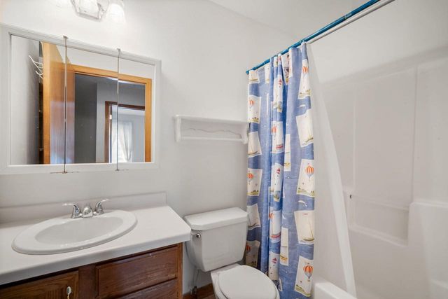 2734 Field DRIVE, Waukesha, WI 53188