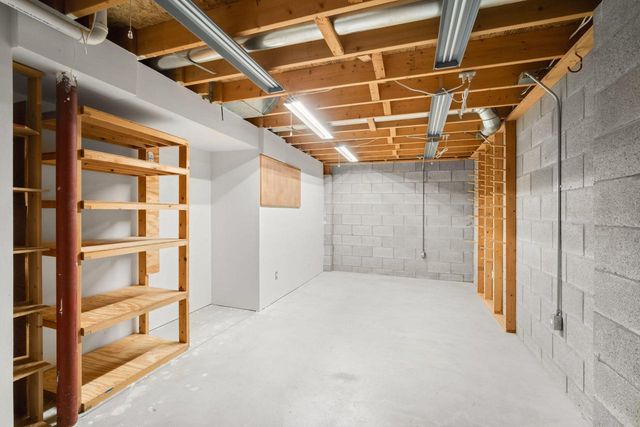 2734 Field DRIVE, Waukesha, WI 53188