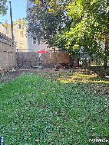 78 Wakeman Avenue, Newark, NJ 07104
