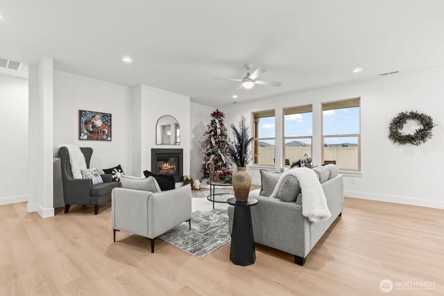 300 E Ian Avenue, Ellensburg, WA 98926