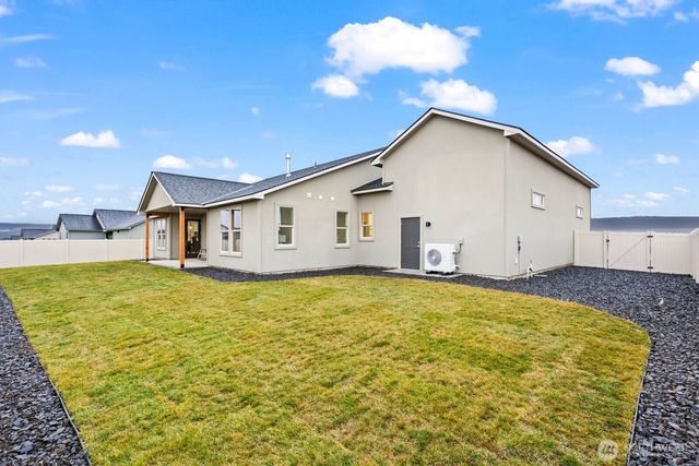 300 E Ian Avenue, Ellensburg, WA 98926