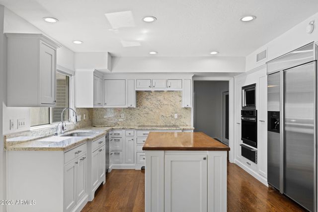 7337 E ECHO Lane, Scottsdale, AZ 85258