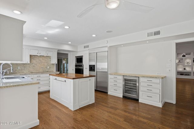7337 E ECHO Lane, Scottsdale, AZ 85258