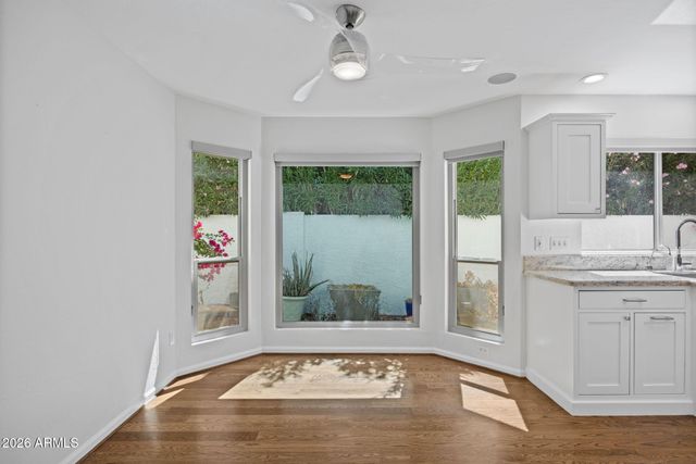 7337 E ECHO Lane, Scottsdale, AZ 85258