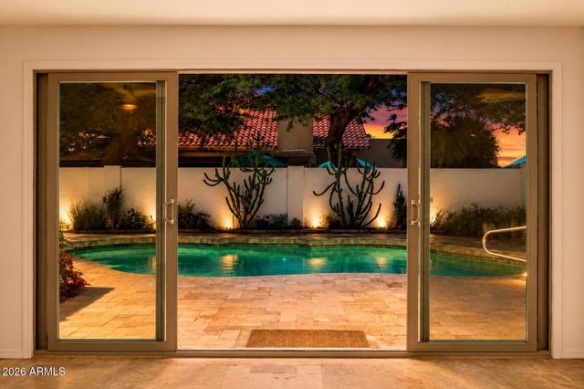 7337 E ECHO Lane, Scottsdale, AZ 85258