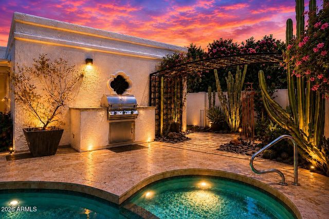 7337 E ECHO Lane, Scottsdale, AZ 85258