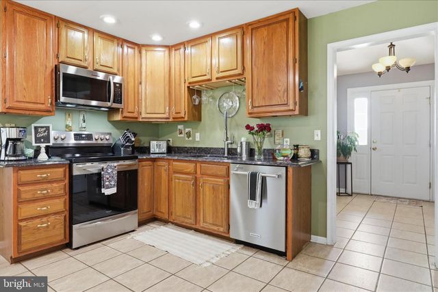 97 VERONICA CT, Charles Town, WV 25414