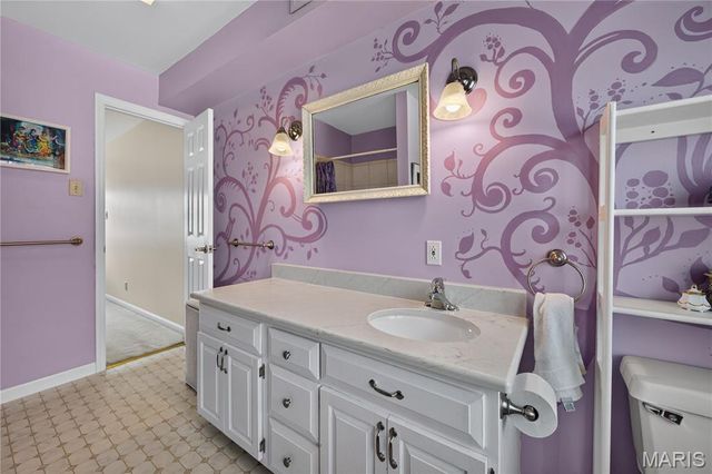 539 Monroe Street, St Charles, MO 63301