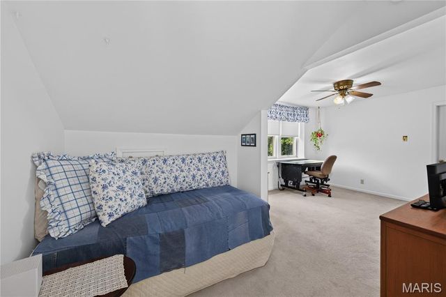 539 Monroe Street, St Charles, MO 63301