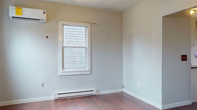 29 Gibbons Avenue, Warwick, RI 02889