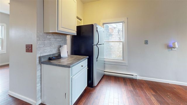 29 Gibbons Avenue, Warwick, RI 02889