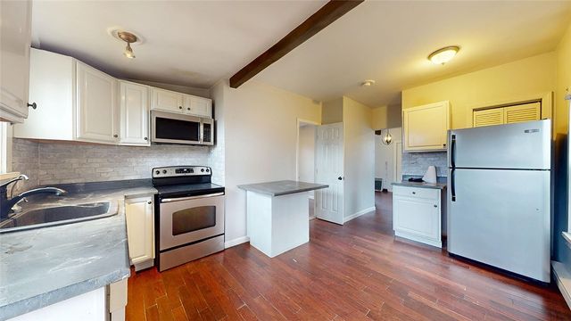 29 Gibbons Avenue, Warwick, RI 02889