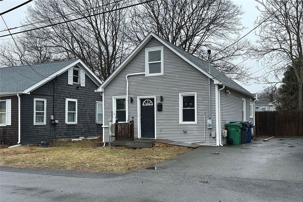 29 Gibbons Avenue, Warwick, RI 02889