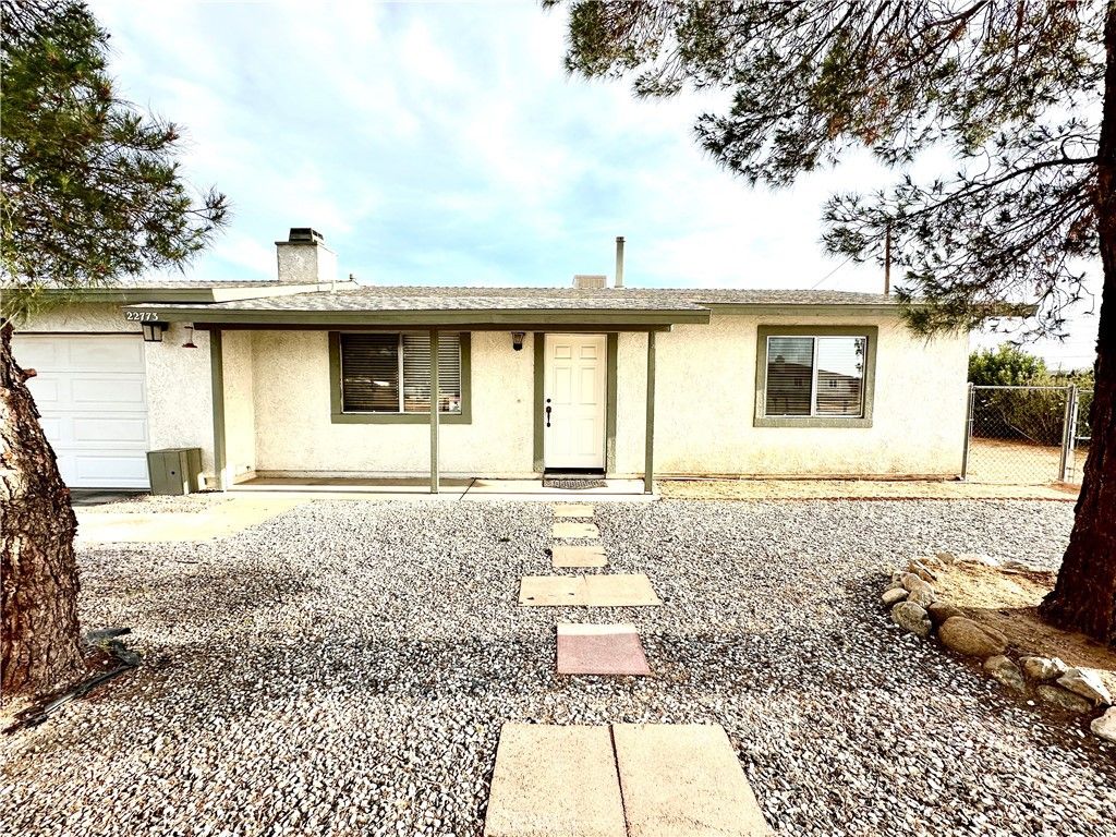 Image 29 of property listing at 22773 Powhatan Road, Apple Valley, CA 92308
