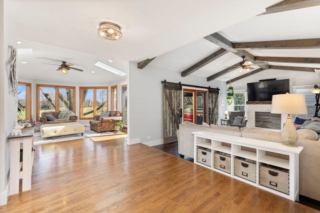 2436 Newport Drive, Naperville, IL 60565