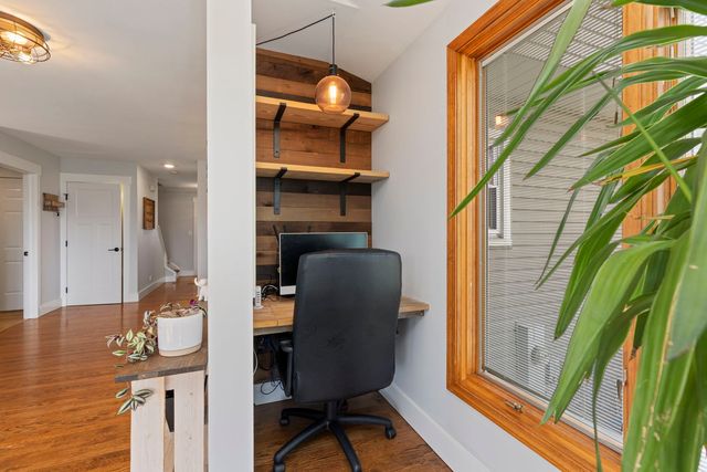 2436 Newport Drive, Naperville, IL 60565