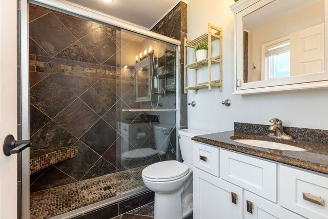 2436 Newport Drive, Naperville, IL 60565