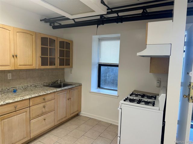 675 Main Street Bsmt, New Rochelle, NY 10801