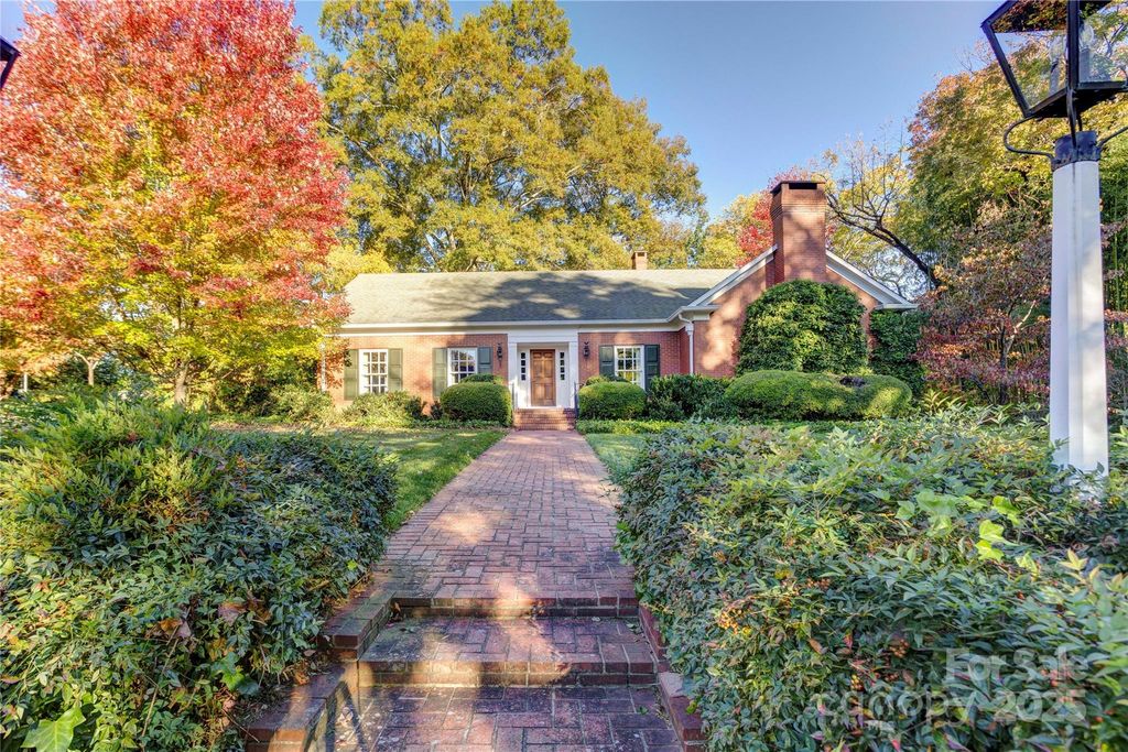 87 Edgewood Avenue NE, Concord, NC 28025