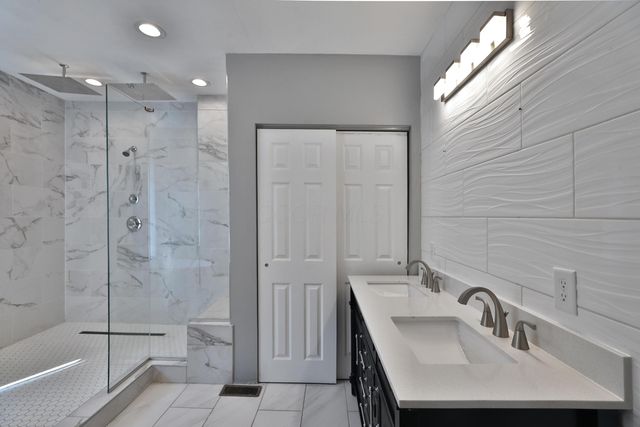 774 Sullivant Avenue, Columbus, OH 43222
