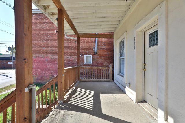 774 Sullivant Avenue, Columbus, OH 43222