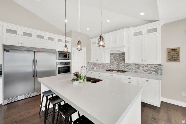 7032 W ECHO BLUFF DR, Herriman, UT 84096