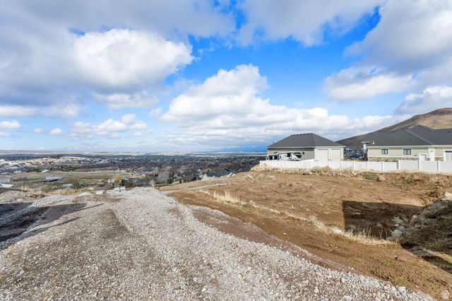 7032 W ECHO BLUFF DR, Herriman, UT 84096