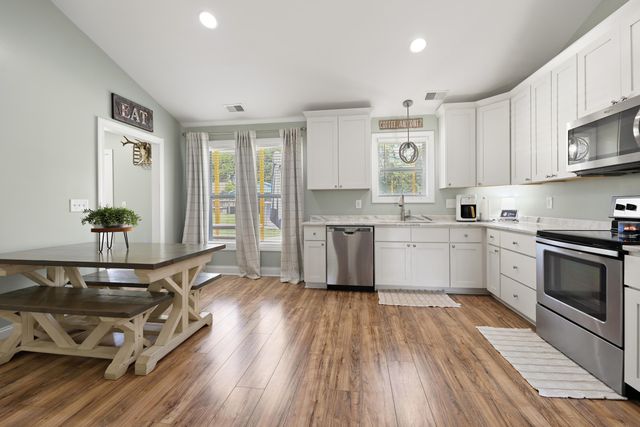 1207 Dennis Boulevard, Moncks Corner, SC 29461