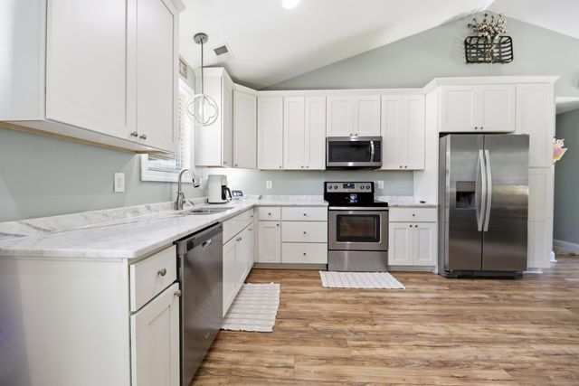 1207 Dennis Boulevard, Moncks Corner, SC 29461