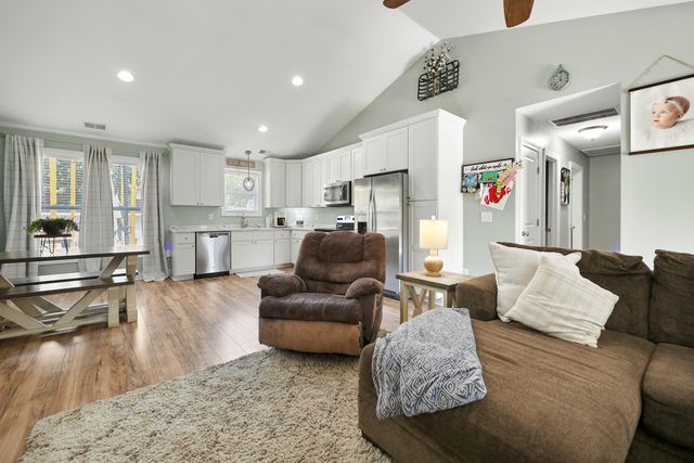 1207 Dennis Boulevard, Moncks Corner, SC 29461