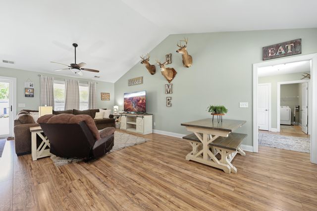 1207 Dennis Boulevard, Moncks Corner, SC 29461