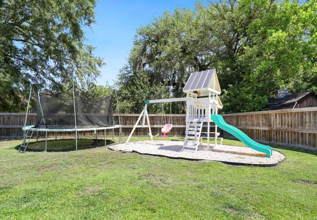 1207 Dennis Boulevard, Moncks Corner, SC 29461