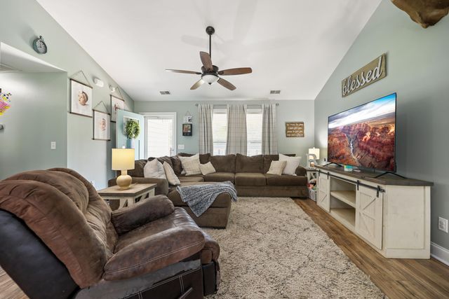 1207 Dennis Boulevard, Moncks Corner, SC 29461