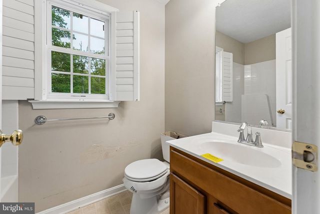 60 GOODWIN ST, Fredericksburg, VA 22406